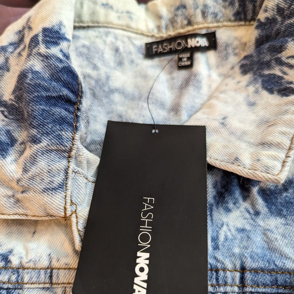 NEW! Denim jumpsuit! - Picture 5 of 7